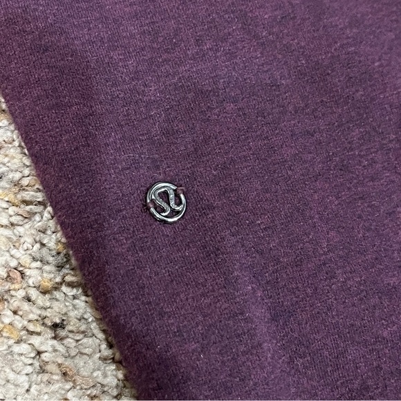 Lululemon purple happy yin year sweatpants size 2 - Picture 5 of 7